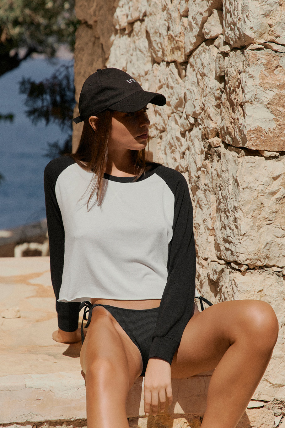 Super-Lightweight Cropped Baseball Sweatshirt