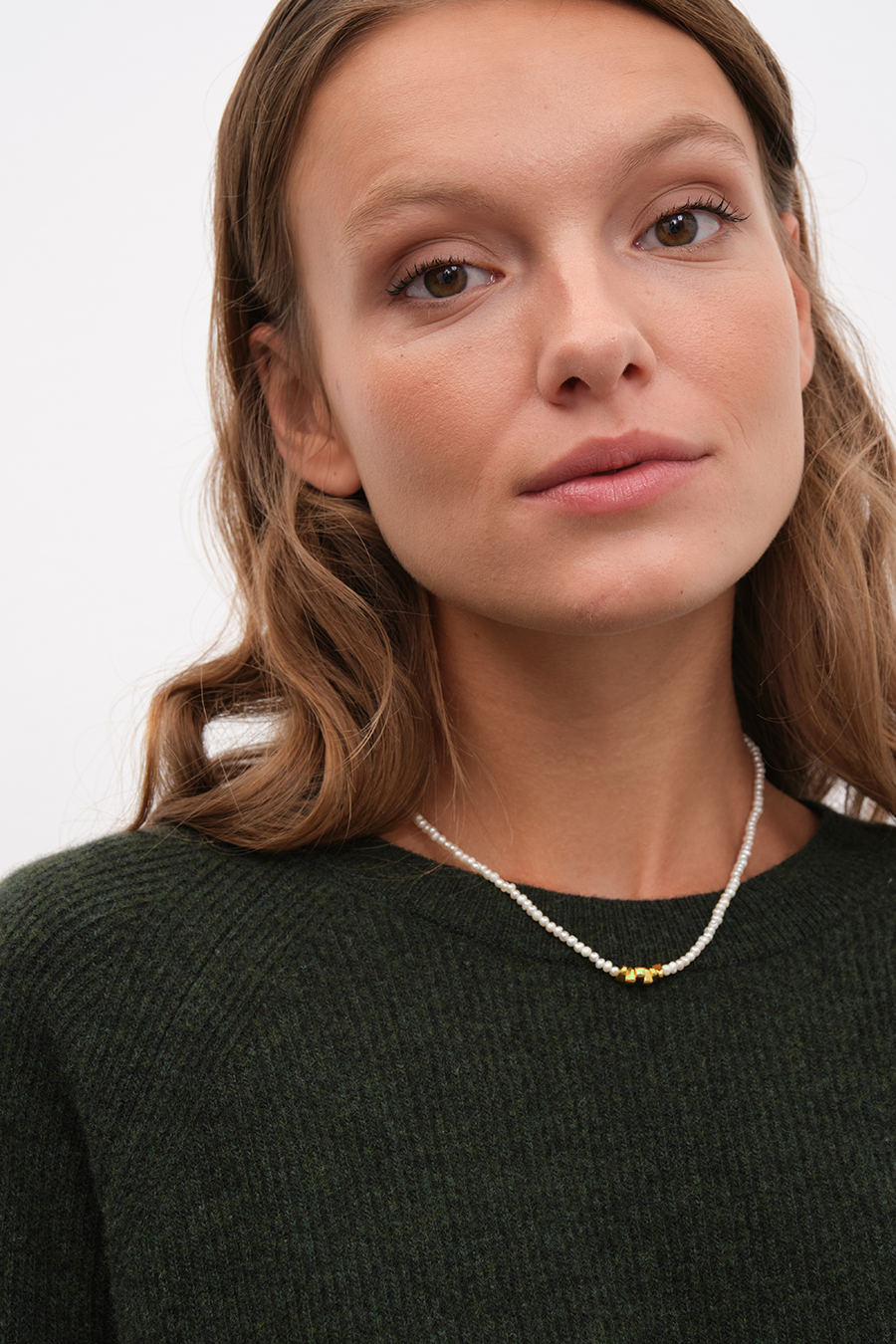 Gold Detaylı Kum İnci Kolye