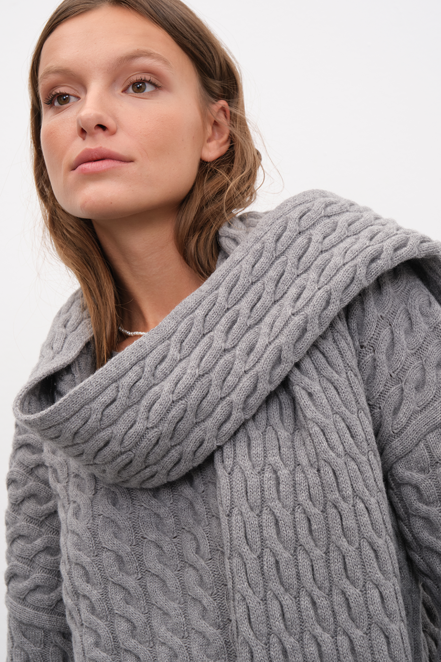 Cable Knit Merino Kaşkol