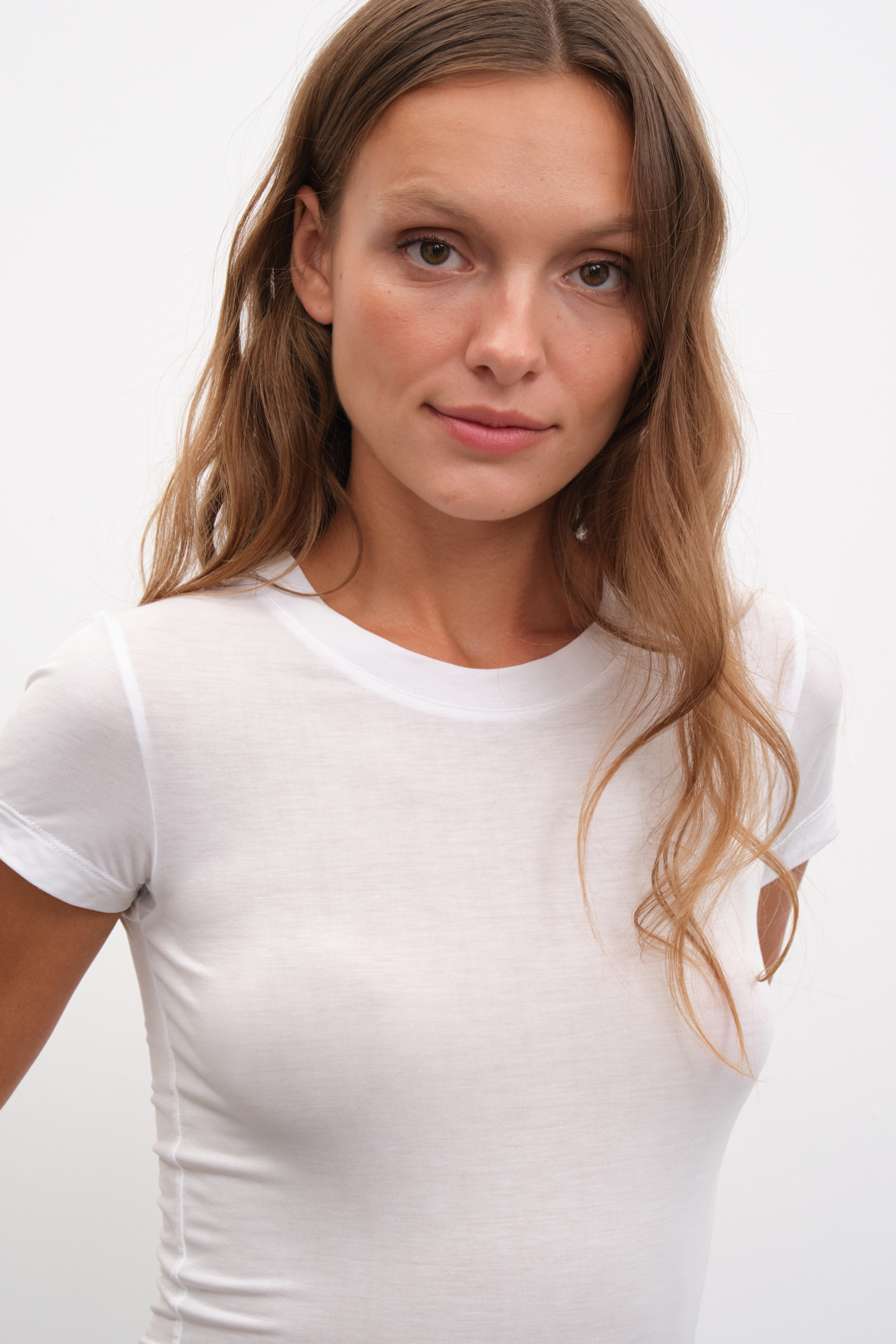Featherweight Form-Fitting 90s Baby Tee