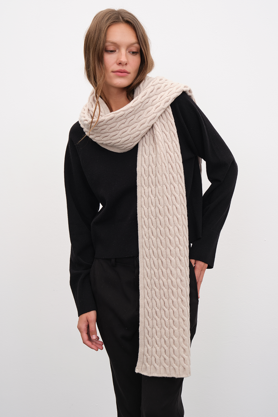 Cable Knit Merino Kaşkol