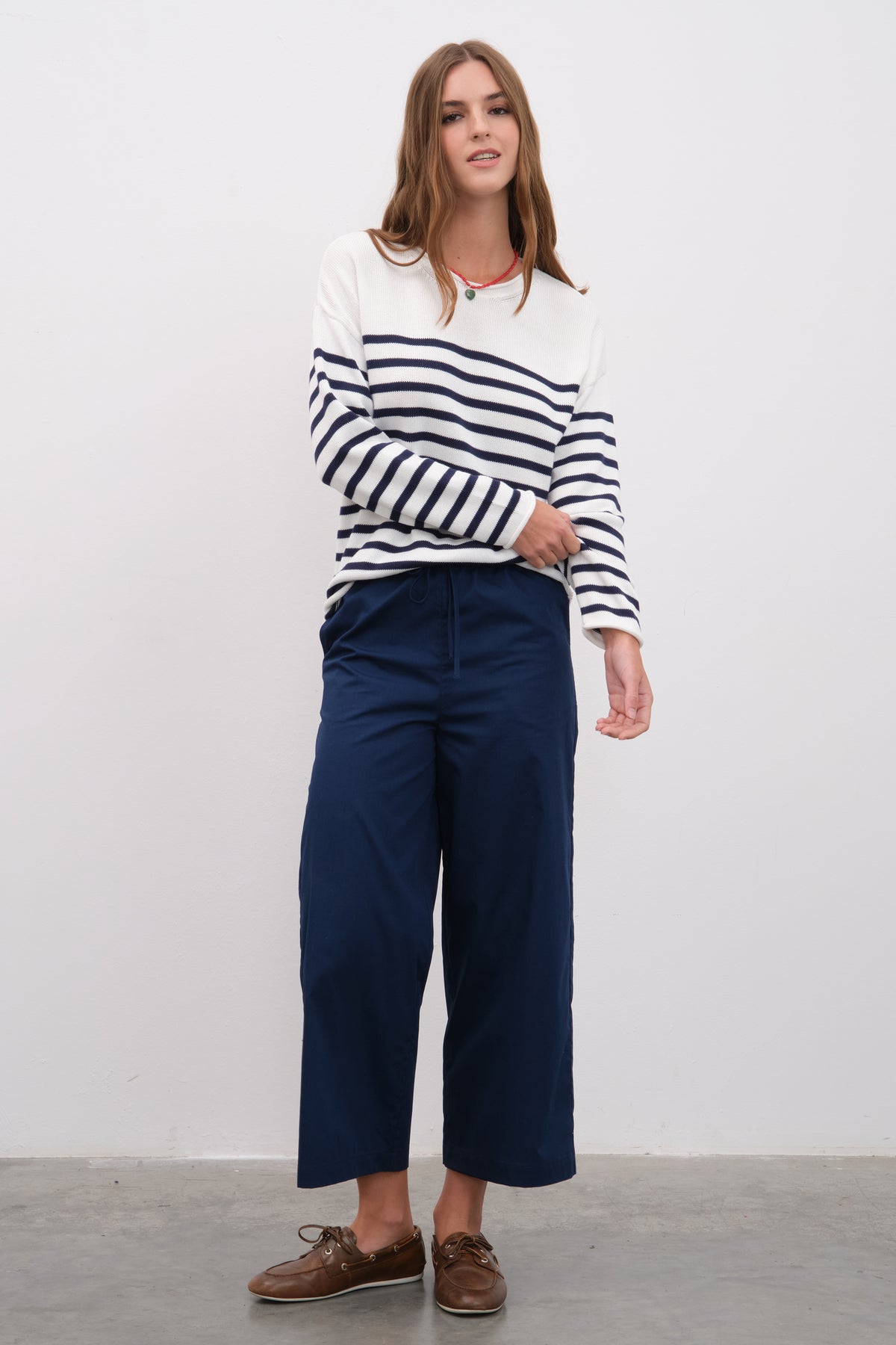 Kıvrık Yakalı Düşük Omuzlu Cotton Modal Triko