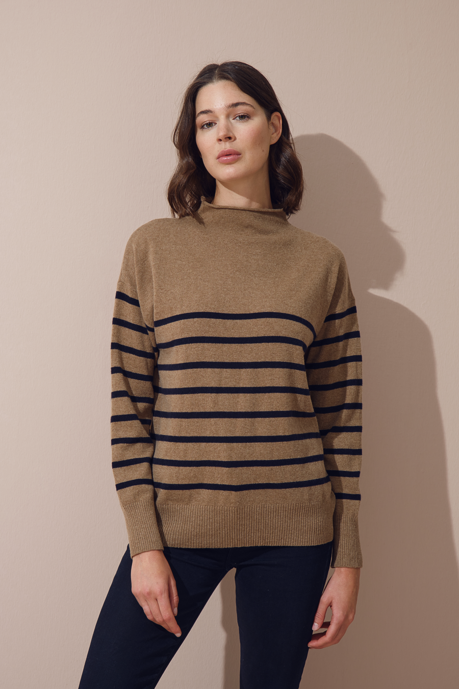 Dik Yakalı Çizgili Cashmere Merino Triko