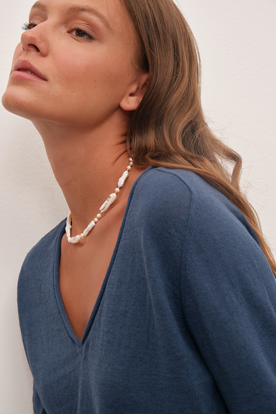 V Yakalı Cotton Linen Lightweight Triko