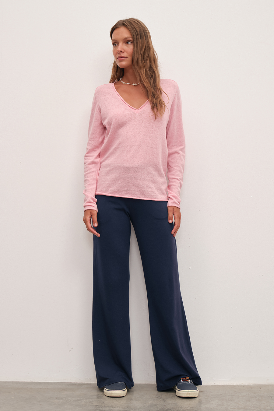 V Yakalı Cotton Linen Lightweight Triko