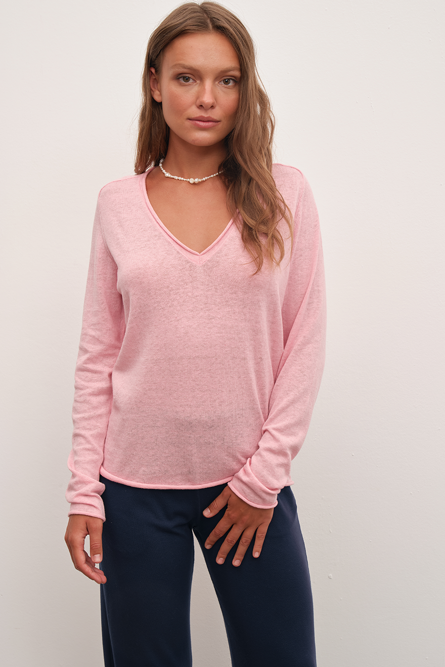 V Yakalı Cotton Linen Lightweight Triko