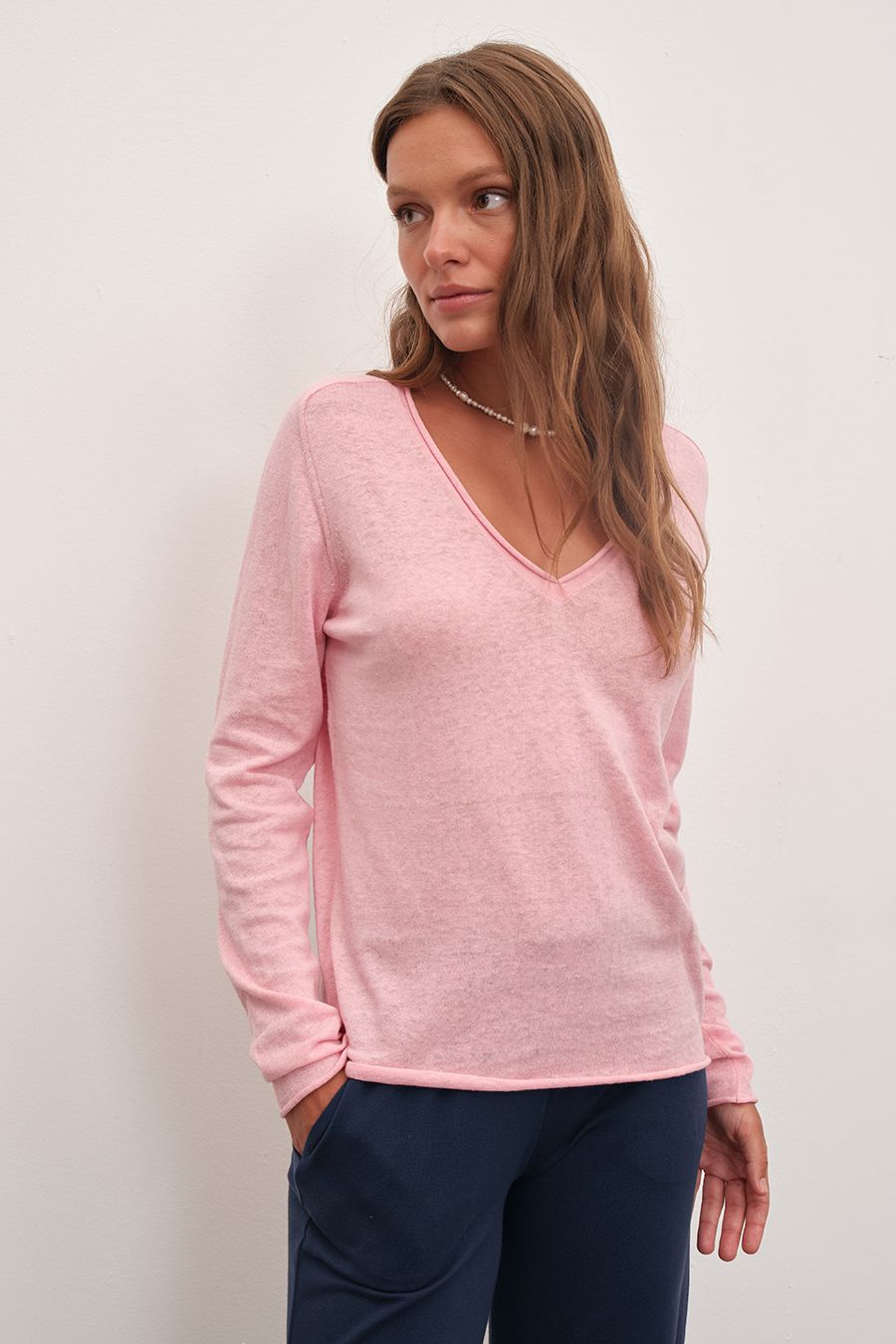 V Yakalı Cotton Linen Lightweight Triko