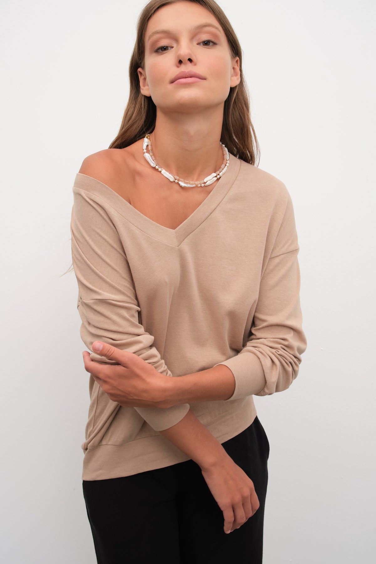 Super-Lightweight V Yakalı Sweatshirt