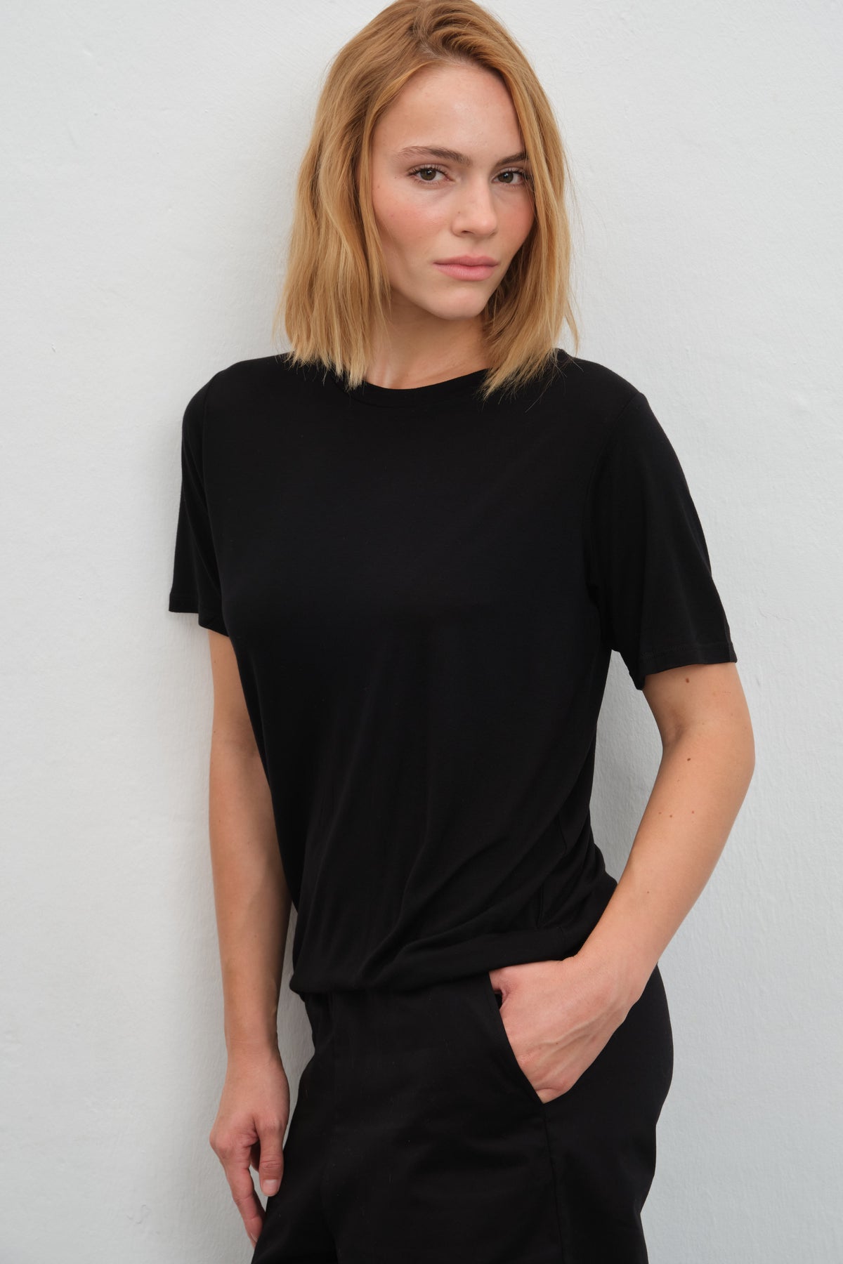 Featherweight Bisiklet Yakalı Lyocell T-shirt (TENCEL™)