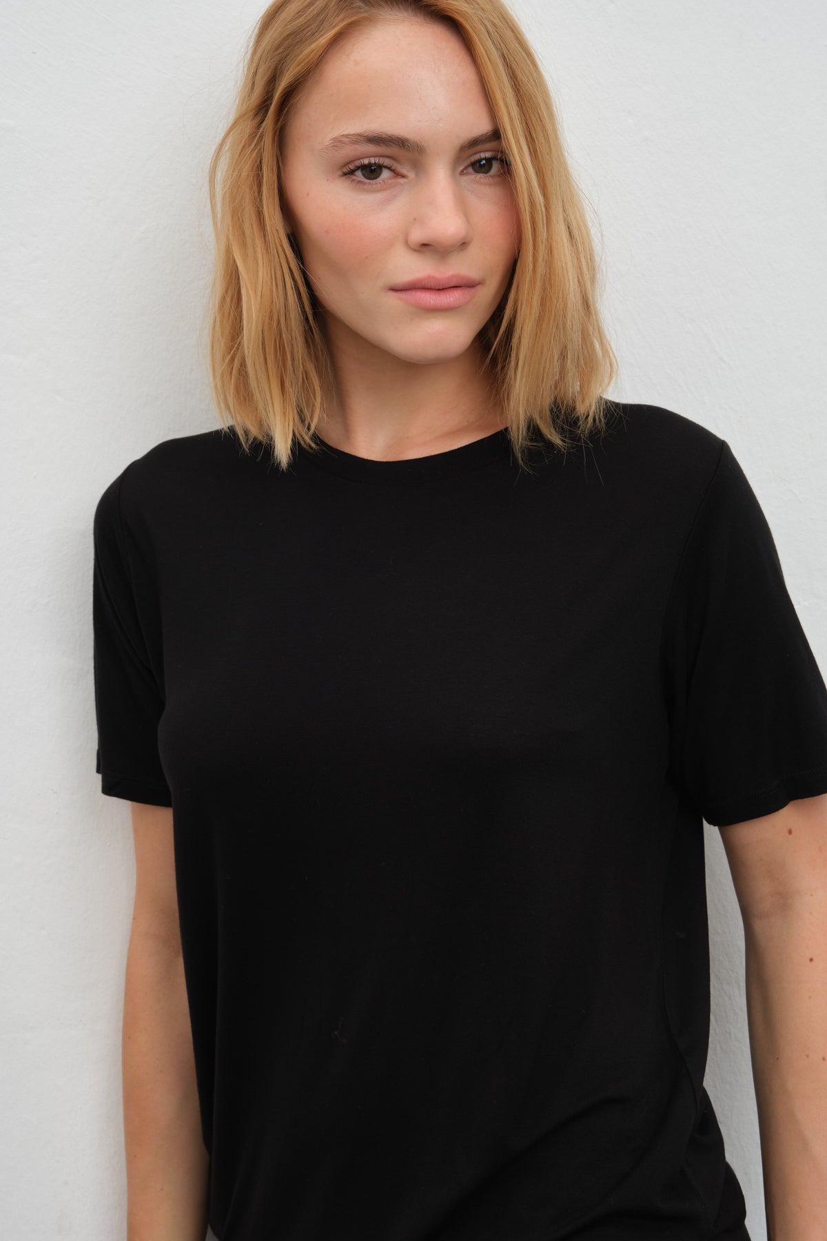 Featherweight Bisiklet Yakalı Lyocell T-shirt (TENCEL™)