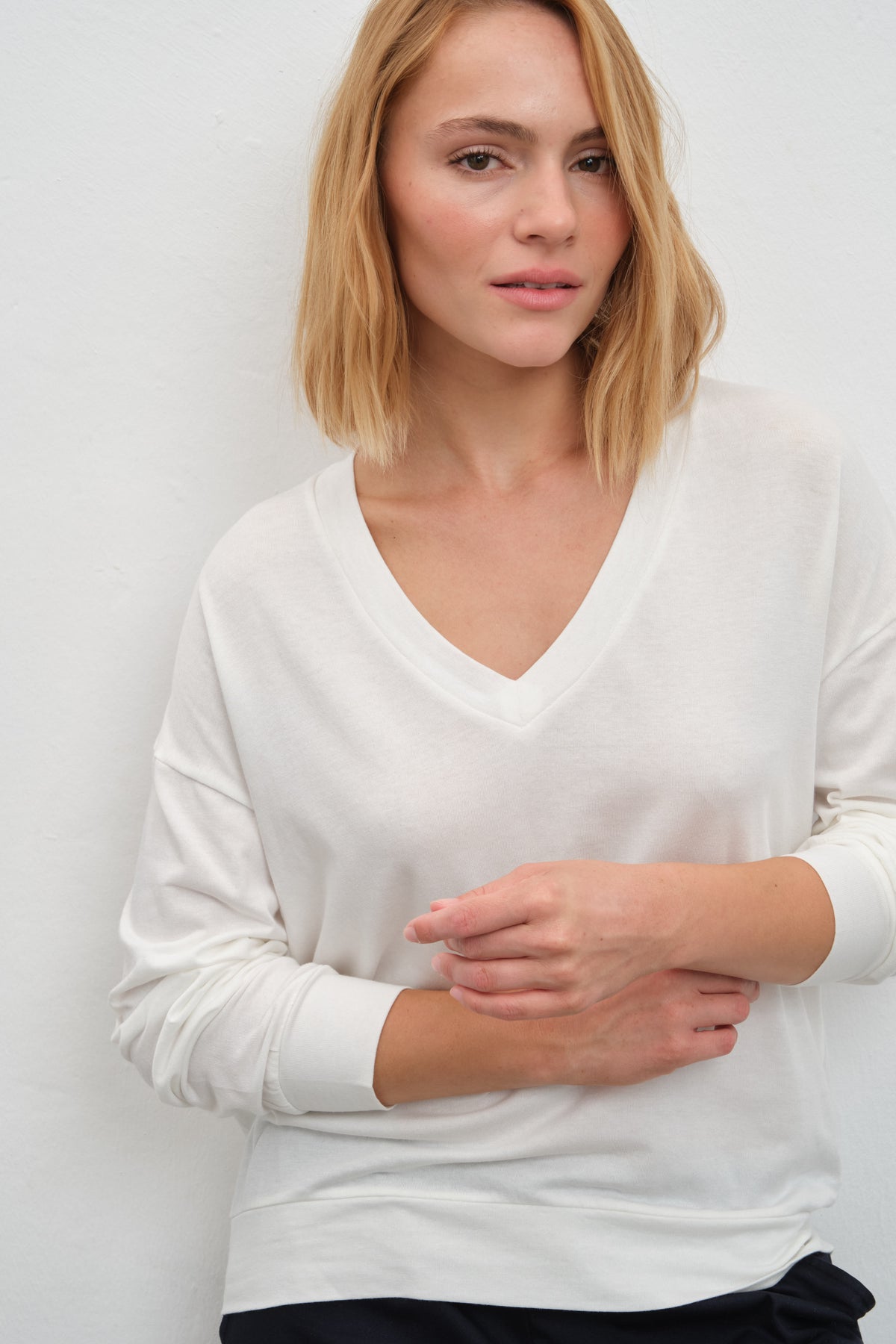 Super-Lightweight V Yakalı Sweatshirt