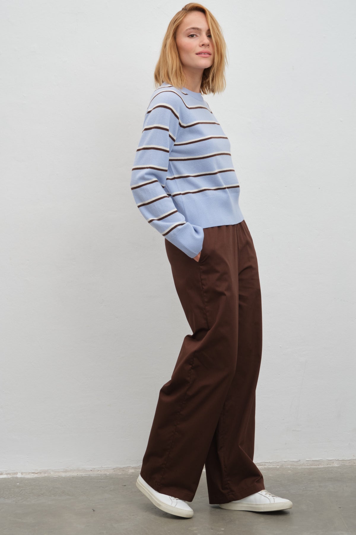 Pull-On Cotton Gabardin Pantolon