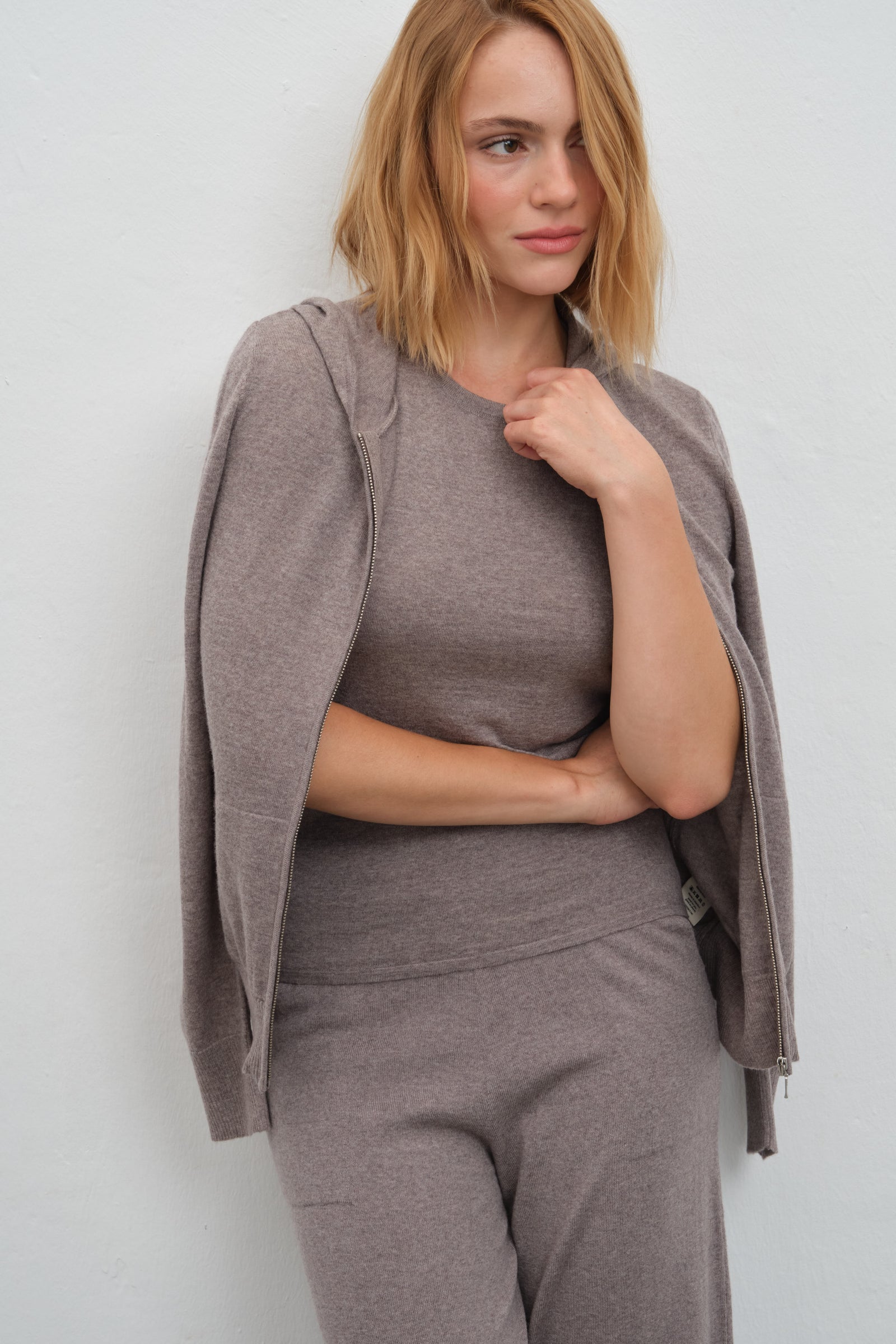 Fermuarlı Lightweight Merino Fitted Hoodie