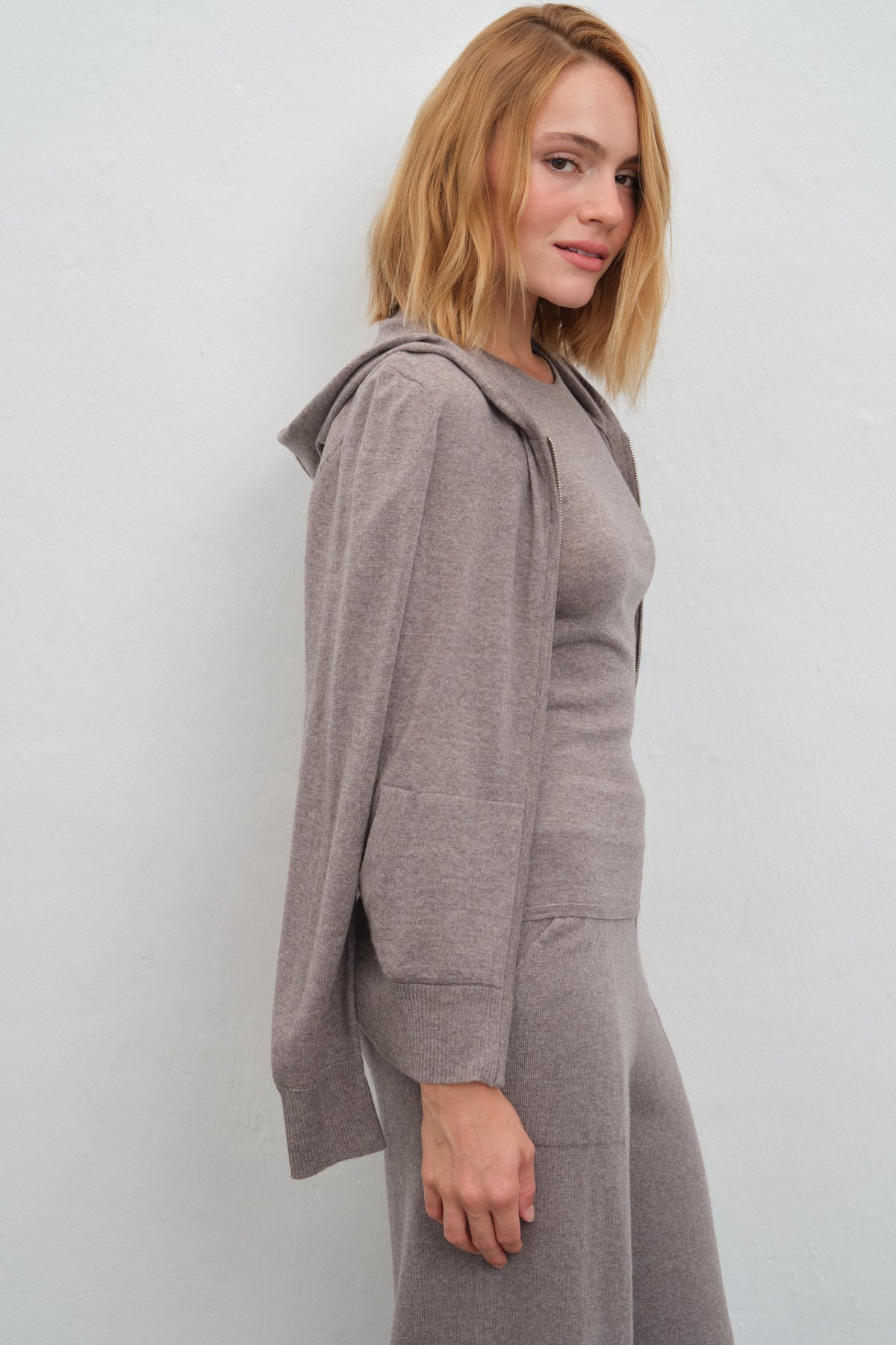 Fermuarlı Lightweight Merino Fitted Hoodie