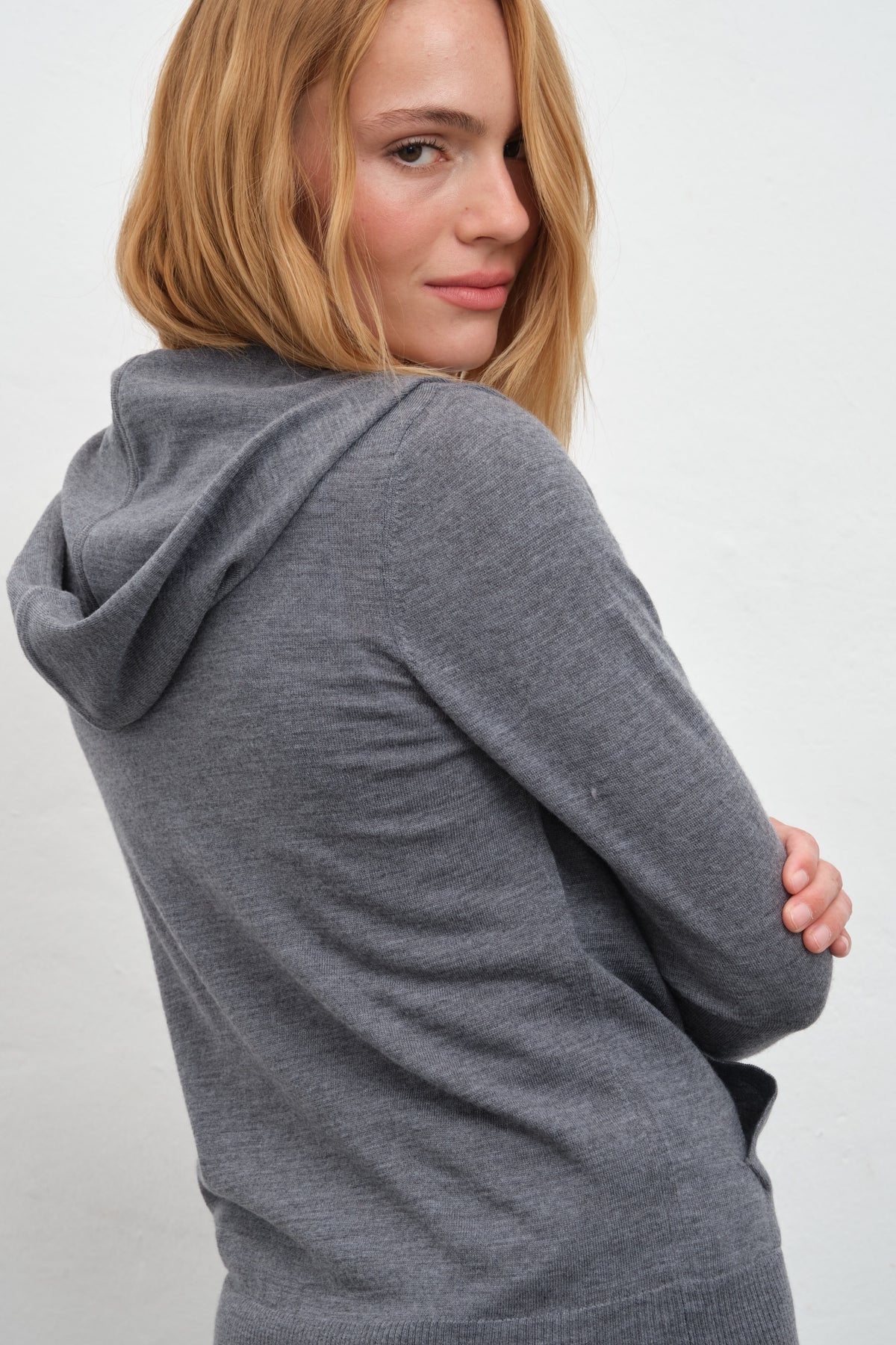 Fermuarlı Lightweight Merino Fitted Hoodie