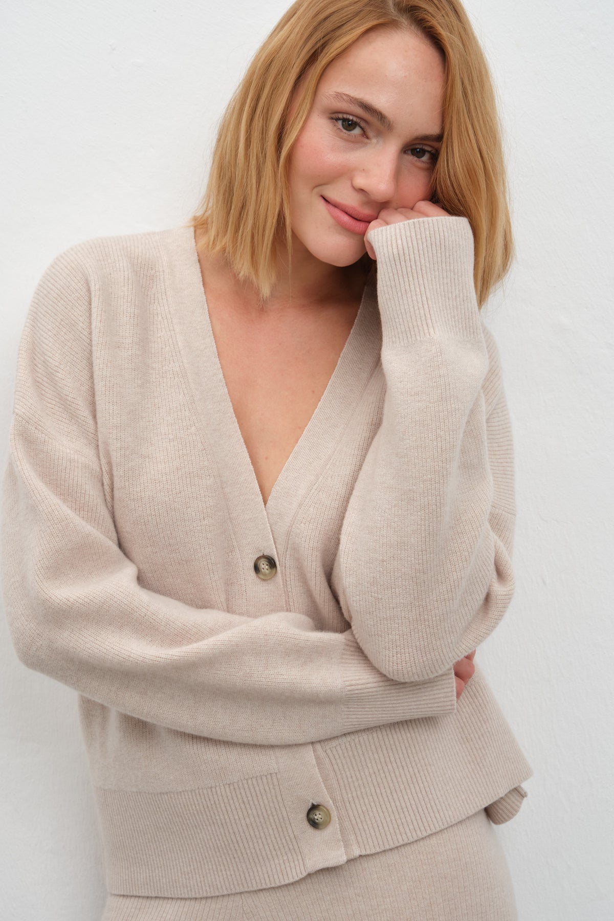İnce Ribana Örgülü Crop Merino Hırka