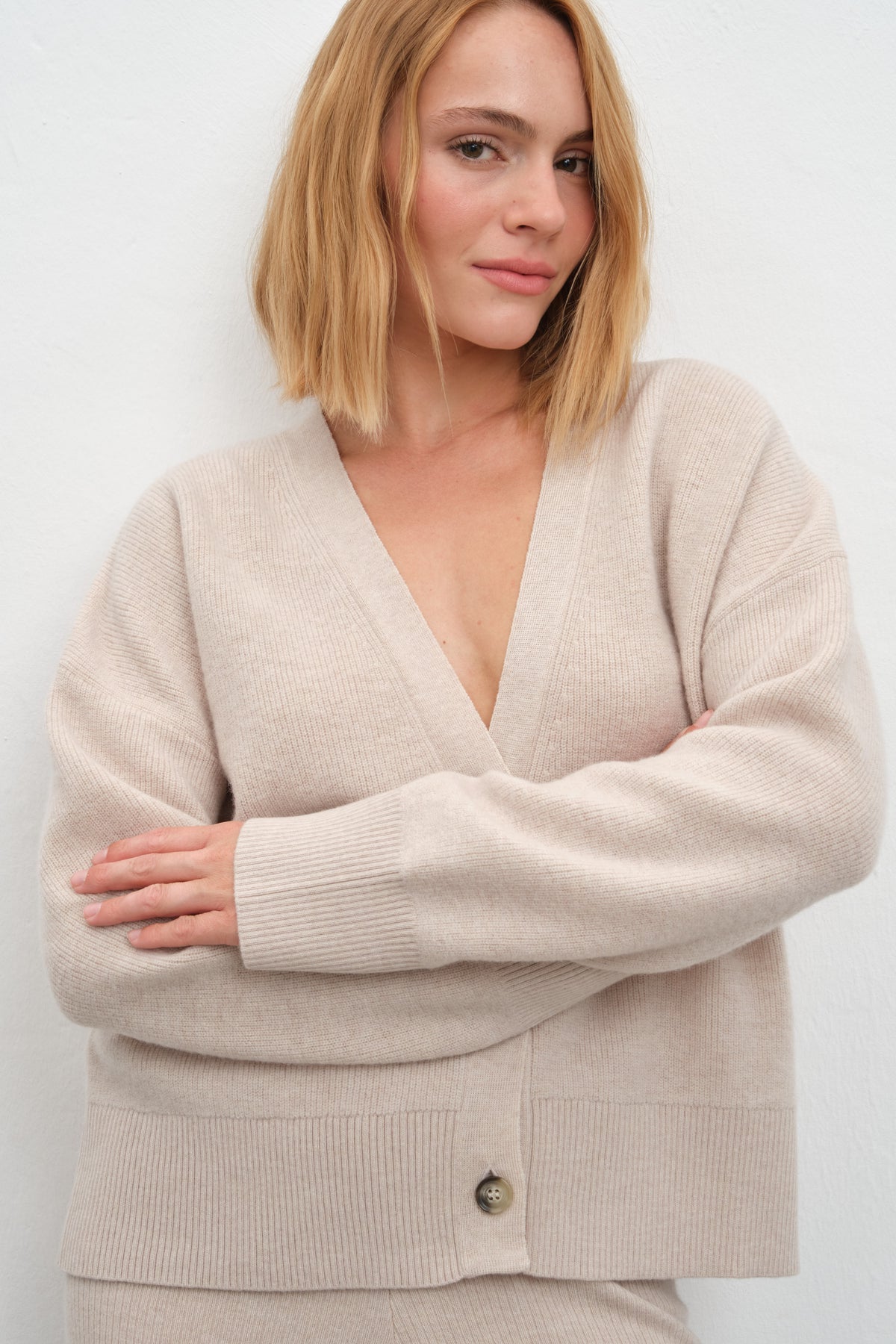 İnce Ribana Örgülü Crop Merino Hırka