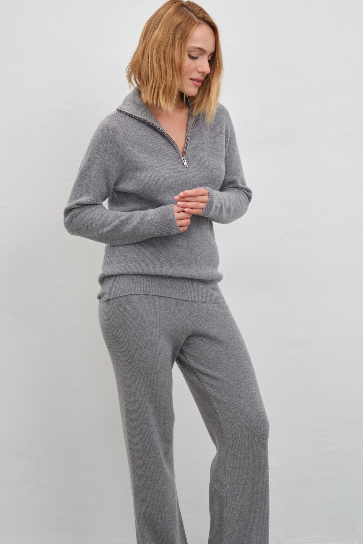 İnce Ribana Örgülü Yarım Fermuarlı Unisex Merino Triko