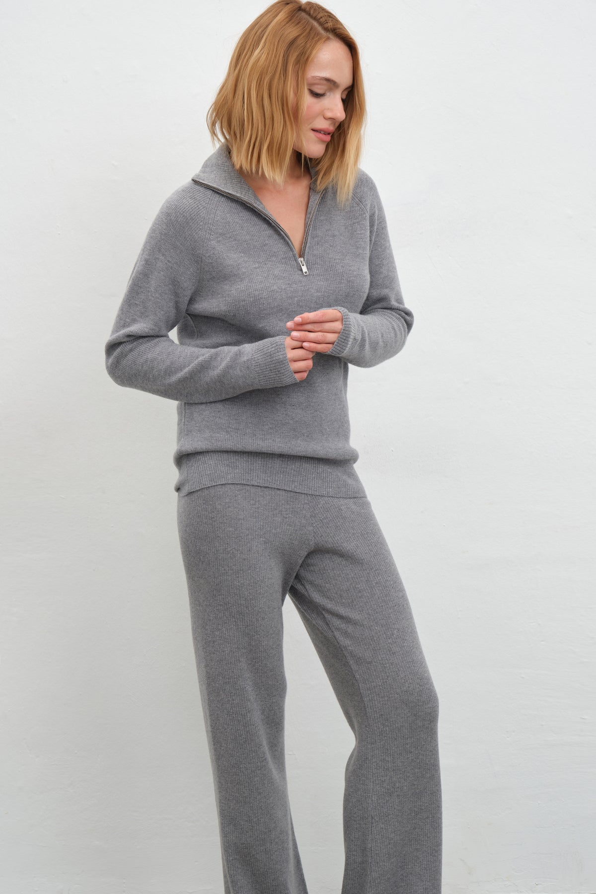 İnce Ribana Örgülü Yarım Fermuarlı Unisex Merino Triko