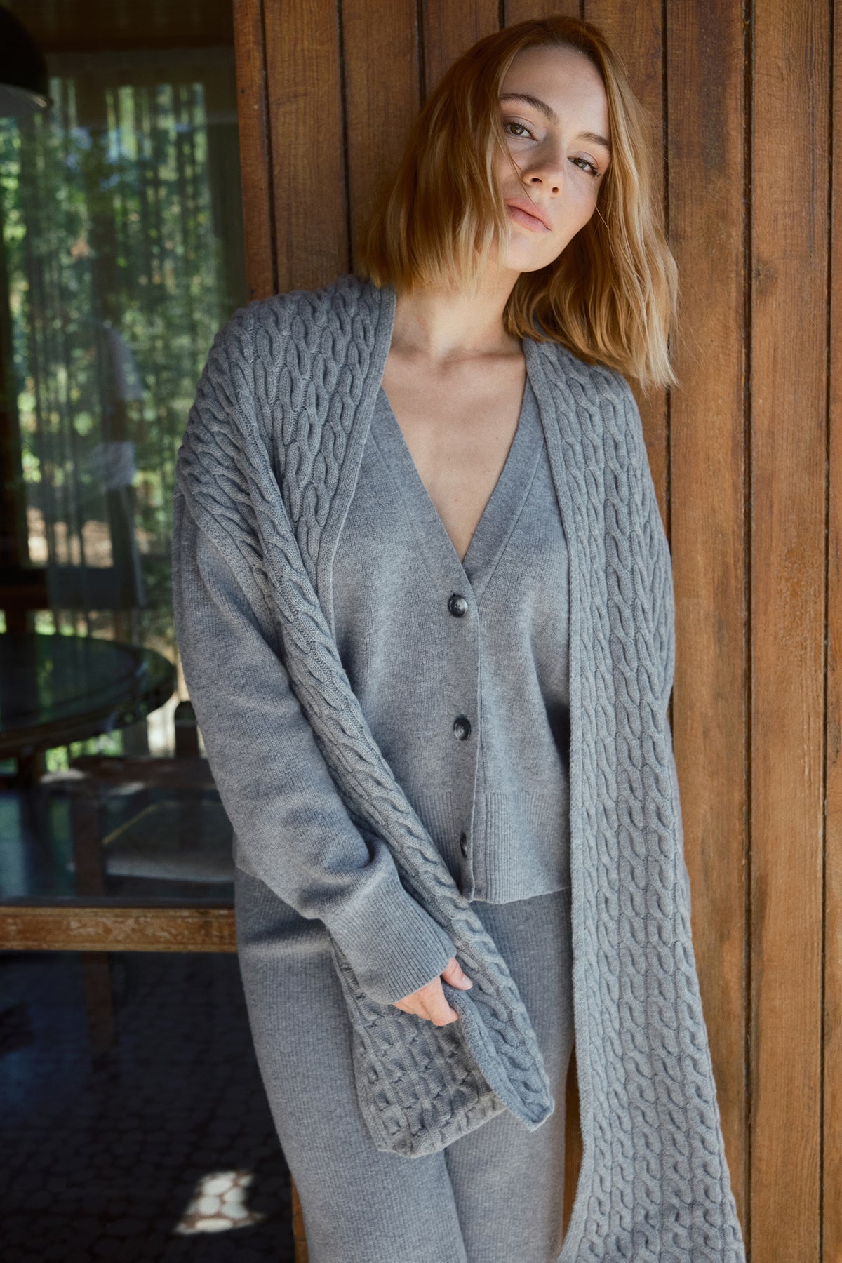 İnce Ribana Örgülü Crop Merino Hırka