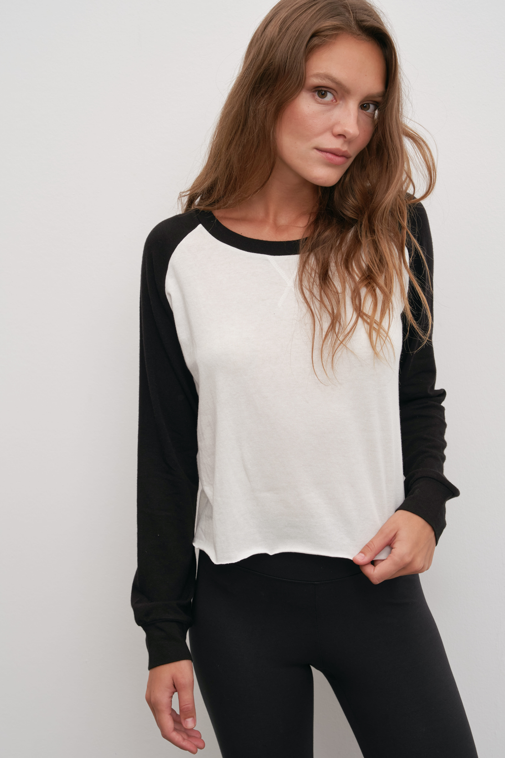 Super-Lightweight Cropped Baseball Sweatshirt