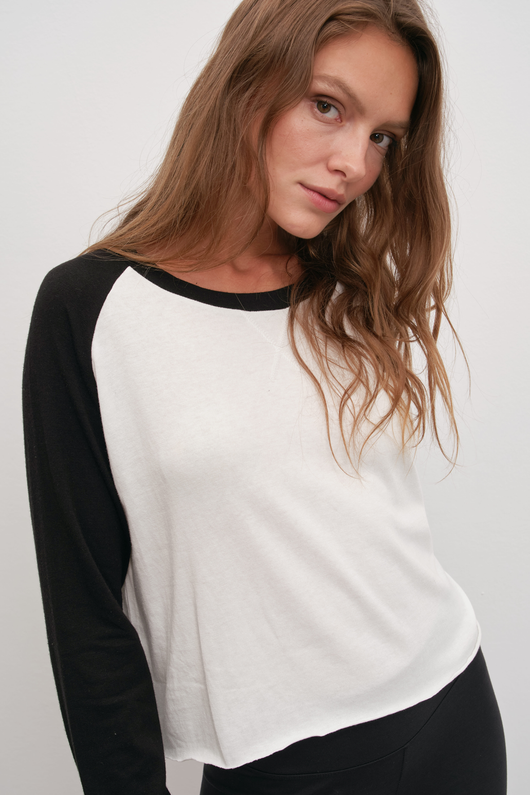 Super-Lightweight Cropped Baseball Sweatshirt