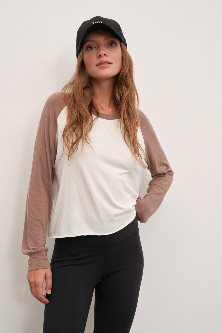 Super-Lightweight Cropped Baseball Sweatshirt