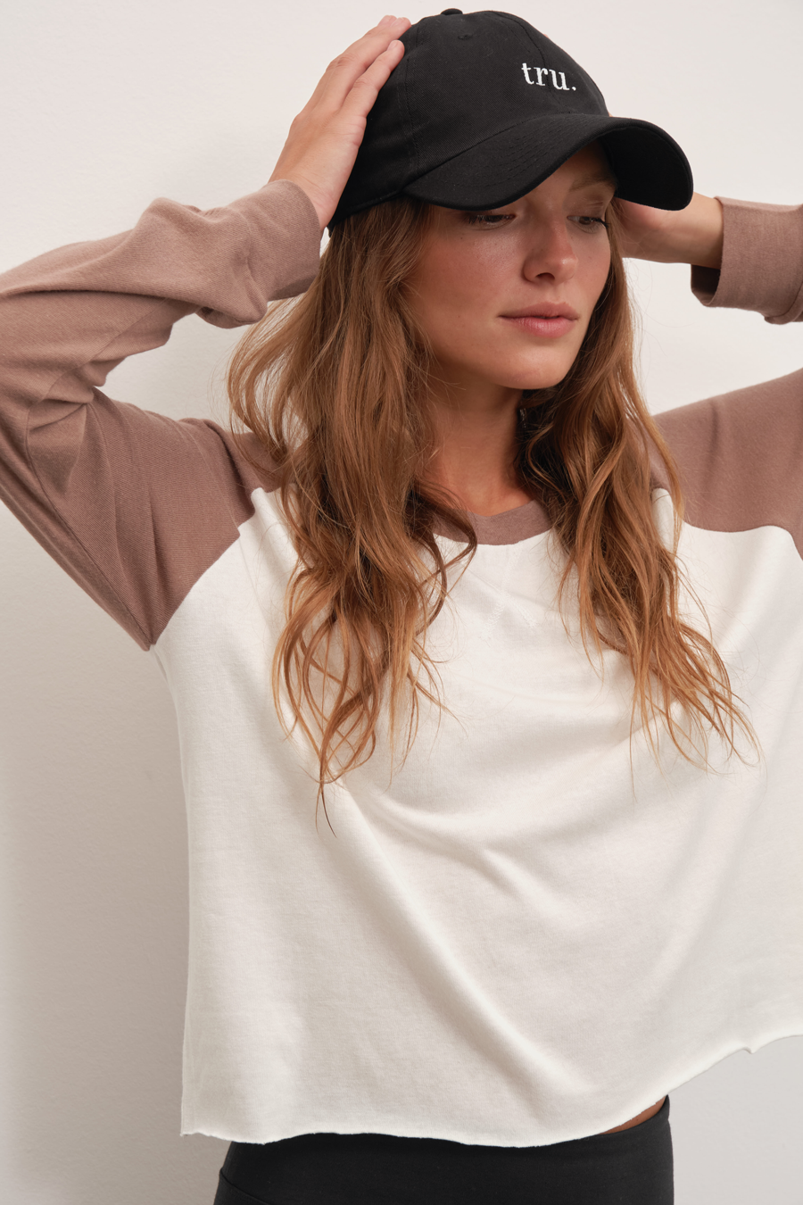 Super-Lightweight Cropped Baseball Sweatshirt