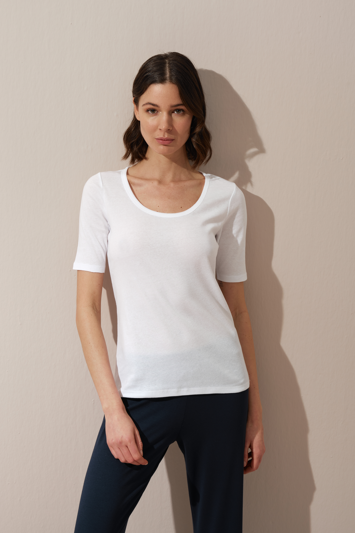 Everyday Cotton Fitted Scoop Neck T-shirt